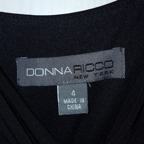 Dress - Picture 3 of 4